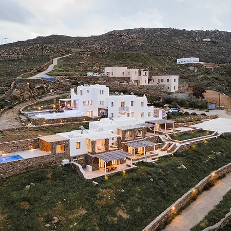 Koumi Homes Mykonos Apartment Ftelia (Mykonos)